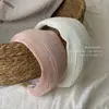 Diadema plisada de ala ancha estilo coreano para mujer, color rosa crema y blanco, color sólido suave, diadema versátil para salir, accesorio para el cabello