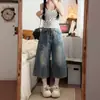 Chao Li tiene stock Jeans de Pierna Recta Versátiles Bordados Adelgazantes Nuevos de Verano 2026 para Mujer con Parche de Estrella de Siete Puntas