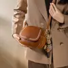 Bolsa Pequena Super Quente de Alta Qualidade para Mulheres 2025 Nova Bolsa Pequena Redonda Versátil para o Dia a Dia Primavera e Verão Bolsa Transversal Bolsa de Ombro para Mulheres