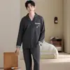 Conjunto de pijama de manga larga y pierna larga, nueva colección de otoño, unisex, estilo para parejas, diseño de frente abierto, casual, ropa de estar de algodón, conjunto de dos piezas