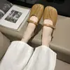 Mules populares de punta abierta para mujer para uso en exteriores, nuevo estilo primavera 2026, slip-on plisados retro versátiles de moda planos