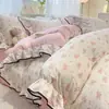 Juego de Ropa de Cama de Cuatro Piezas de Gasa de Doble Capa Arrugada con Encaje Modelo Nuevo 2026 Sábana y Funda de Edredón para Todas las Estaciones Ropa de Cama para Dormitorio