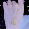 Celebridade da Internet Quente Colar Inteligente em Forma de C Feminino Verão Elegante Luxo Leve Design Avançado Corrente da Clavícula Acessórios de Colar de Aço Titânio