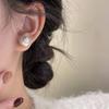 Elegantes pendientes de perla de alta calidad para socialité diseño de nicho estilo frío pendientes de tachuela con abalorios pendientes de tachuela simples y elegantes pendientes de perla de agua dulce