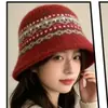 Nuevo Sombrero de Pescador de Punto Fair Isle para Otoño e Invierno, Adelgazante para la Cara de Mujer, Cálido Sombrero de Cubo, Estilo Coreano, Dulce, Versátil, Sombrero de Lana