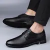 Zapatos de Cuero para Hombre Cuero Genuino Suela Blanda Zapatos Transpirables de Primavera Zapatos Casuales para Hombres de Mediana Edad Zapatos Negros para Traje Zapatos Formales de Negocio para Hombre