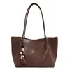 Bolso Grande de Moda Simple para Mujer 2026 Nuevo Estilo Moda Retro Bolso de Hombro para Viajes Cotidianos Gran Capacidad Bolso Tote Casual Moderno