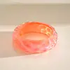 Pulsera Redonda Plisada Iridiscente de Resina con Gradiente de Dopamina Europea y Americana Joyería de Moda Personalizada de Nicho Transfronterizo de Gama Alta para Mujeres