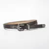 Cinto de Nicho Estilo Americano com Rebites Vintage e Fivela com Pino Gravado, Cinto de Couro Versátil para Mulheres, Adequado para Jeans, Acessório de Moda Doce e Cool Estilo Ins