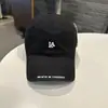 Boné de Baseball para Mulheres, Estilo Coreano, Letras Pequenas Simples, Chapéu Casual com Aba Curva, Boné Versátil Estilo de Rua com Bordado de Letras na Aba