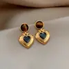 Pendientes de Aguja de Plata Estilo Retro de Hong Kong de Alta Gama Color Maillard Pendientes de Mujer para el Trabajo Estilo Artístico Elegantes de Lujo Ligero