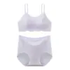 Sin aro de acero soporte suave accesorio tubo para el pecho conjunto de sujetador y ropa interior espalda cruzada sexy reunida traje de sujetador fino y bonito
