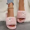 Nuevas pantuflas de algodón de felpa con lazo de perlas transfronterizas para mujer, suaves, cálidas, antideslizantes, adecuadas para usar en casa y al aire libre, para niñas