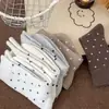 Calcetines de Lana de Puntos para Mujer Otoño e Invierno Calcetines Gruesos de Cachemira Calcetines Japoneses Vintage de Media Caña Apilados Calcetines de Puntos para Mujer de Corea del Sur