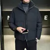 Chaqueta de Plumas Nueva de Invierno 2026 Abrigo para Hombre Y10811