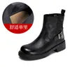 Botas de moda de cuero genuino para mujer, nueva colección otoño/invierno 2026, con forro de felpa, tacón grueso y diseño versátil apto tanto para el trabajo como para el uso casual, con caña corta y ajuste ceñido