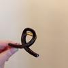 Pinza Roja para el Cabello de Año Nuevo 2024 Sentido Avanzado Retro Pinza de Tiburón para el Cabello Celebridad de Internet Elegante Horquilla de Media Cola Accesorios para el Cabello de Mujer
