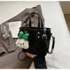 Nova Bolsa de Ombro Feminina de Grande Capacidade para o Dia a Dia, Bolsa de Ombro Versátil com Corrente para o Verão, Bolsa de Ombro de Alta Qualidade