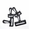 Gancho giratorio de plástico de 5 cm para accesorios de equipaje, gancho POM, disponible en stock.