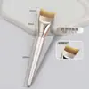 Pincel de Base Único em Formato de Língua, Sem Costura, com Cabo de Madeira, Cerdas Ultra-Finas e Macias, Pincel de Maquiagem que Adere Bem e Não Absorve Produto, Ferramenta de Beleza Pincel de Maquiagem