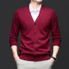 Novo Modelo 2026 (Em estoque) Cardigan Masculino Moda Outono/Inverno Lã de Ovelha Espessa Gola V Manga Longa