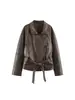 Comercio exterior transfronterizo ropa de mujer, nueva colección de otoño, estilo europeo y americano, diseño moderno y versátil, chaqueta corta de cuero con cuello de solapa