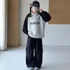 Conjunto de Sudadera Estilo Americano para Niñas Primavera y Otoño 2026 Nuevo Polo de Otoño para Niñas Mayores Pantalones Largos de Trabajo para Niños