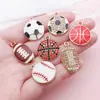 10 Bolas Chapadas Colgantes con Goteo de Aceite Deportes Rugby Fútbol Diamante de Punto Colgante Colgante Llavero DIY Accesorios de Joyería