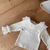 Camisa base de malha doce com babados estilo coreano personalizada para meninas, novo estilo outono e inverno 2026, versátil e casual para meninas pequenas