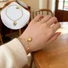 Pulsera Meichen, Estilo Europeo y Americano, Color Dorado de 18K, No se Desvanece, Simple y Versátil para Mujeres, Estilo Ins, Personalizada, Moderna, Lujo Ligero, Joyería Transfronteriza