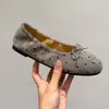 Versión de cuero suave~Zapatos de ballet para mujer, nuevos de otoño, Mary Jane retro casual versátiles, de lunares, de punta fina, de un solo color