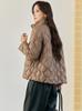 Chaqueta de plumas acolchada estilo calabaza con cuello alto de plumón de pato blanco al 90% para mujer, estilo corto, nueva y ligera de moda Invierno 2026, Pinghu