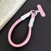 Cordón para teléfono con letra tejida de dopamina, correa corta de mano para muñeca, accesorio de funda de teléfono creativo de alta gama, cordón versátil