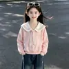 Conjunto de dos piezas para niñas de estilo perezoso nuevo para primavera y otoño: sudadera coreana dulce preppy con cuello azul marino y jeans de moda