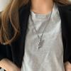 Collar con colgante de plumas y alas retro europeas y americanas de plata de ley 925 para mujer, estilo cadena de cuello de moda fría.