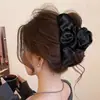 Grampo de cetim plissado de alta qualidade grande feminino 2025 novo grampo de cabelo em nuvem para trás cabeça tubarão clipe de chapéu