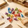 Clips Metálicos Pequeños de Colores Pintados Accesorios Hechos a Mano DIY Clips de Bala Clips para Ropa Interior Clips de Hierro Puntiagudos para Sujetar Venta al por Mayor