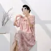 Camisola de Algodão e Seda para Mulheres, Estilo Fino de Manga Curta para o Verão, Pijama Estampado Novo Estilo Chinês, Modelo Popular Online, Roupa de Casa Plus Size para Primavera e Outono