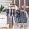 Conjunto de Verano para Niños 2026 Nuevo Elegante Camisa de Bebé Manga Corta Conjunto de Tres Piezas Ropa de Verano para Niños Moda al por Mayor