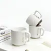 Taza apilable de cerámica de 400 ml, estilo japonés, color sólido, con rayas verticales en relieve, para café, regalo, recuerdo de tienda de regalos para beber agua
