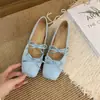 Sapatilhas femininas com aumento interno de altura e detalhe de laço, estilo francês primavera/verão 2025, sapatinhos Mary Jane vermelhos para noite