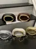 Nuevo bolso de mano de diseño de cabeza de serpiente transfronterizo para la noche, bolso acrílico único con forma de concha, bolso de hombro y cruzado moderno y de moda