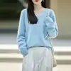 Suéter Simples de Lã e Fleece com Decote V para Mulheres, Coleção Outono/Inverno 2026, Caimento Solto, Peça de Tricô Versátil, Blusa de Manga Longa
