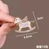 Broche de Caballo Mecedora Unicornio de Año Nuevo con Alas, Lindo Pin de Cristal, Decoración de Año Nuevo, Accesorio Anti-Exposición