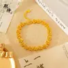 Esperando el Brazalete de Flor de Ciruelo Dorado Arena Vietnamita de Alta Retención de Color Diseño de Nicho Brazalete de Flor de Durazno Moda Versátil Venta al por Mayor de Fábrica