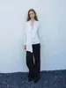 Top de punto de acetato blanco con cuello en V drapeado para mujer con pliegues irregulares, diseño entallado a la cintura y adelgazante, camiseta básica de manga larga