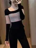 Elegante Suéter Negro de Punto, Cálido y con Estilo, Maduro y Chic, Corte Ajustado, Versión Coreana, Manga Larga, Para Mujer, Nuevo para Invierno 2025