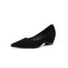 Sapatos de Salto Alto Confortáveis com Solado Macio Estilo Minimalista 5cm Primavera e Outono 2026 Novidade Bico Fino Salto Bloco Slip-On Couro