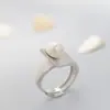 Nafoge Joias de Prata Atacado Anel Trapezoidal Geométrico de Prata Esterlina 925 com Pérola Natural de Água Doce Anel de Prata com Acabamento Escovado