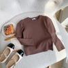 Nova Camiseta Ribana Estilo Coreano Tendência Outono para Meninas, Manga Bufante, Top de Manga Longa para Crianças Usarem ao Ar Livre na Primavera e Outono